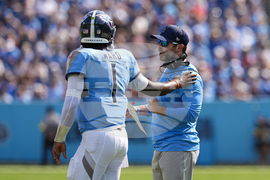 Colts Titans Football