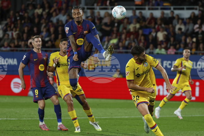 Рафиня изрази недоволството си, след като не беше включен в Отбора на годината на FIFPro