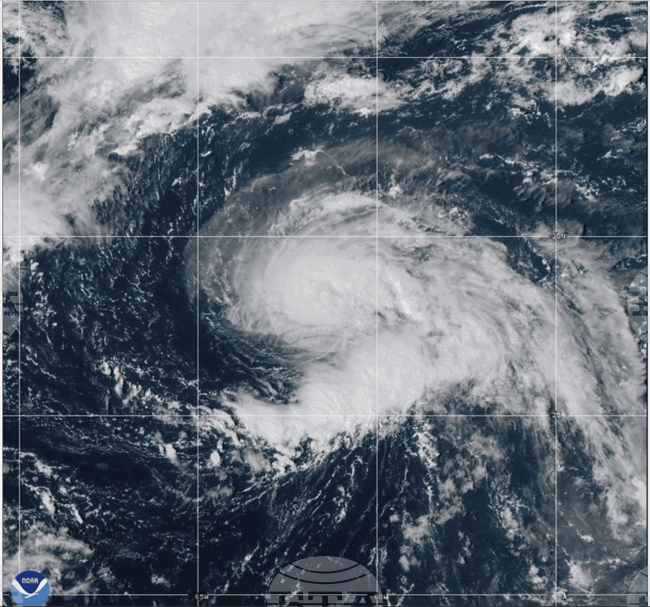 Ураганът „Габриел“, който отслабна до тропическа буря, премина през Азорските острови в Португалия