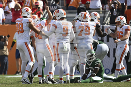 APTOPIX Jets Buccaneers Football