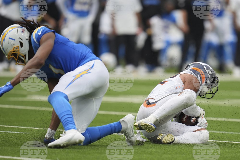 Broncos Chargers Football