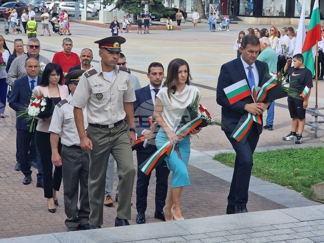 С тържествен ритуал в Хасково бяха отбелязани 117 години от обявяване на Независимостта