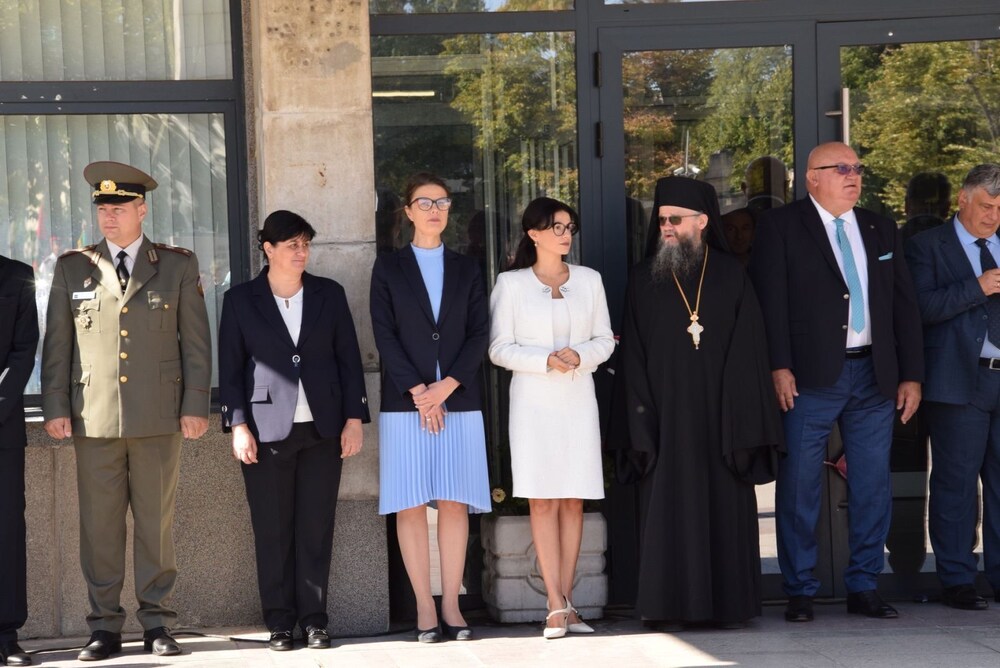 Ани Арутюнян: „117 години независима България – да пребъде за децата ни силна, свободна и цяла!“