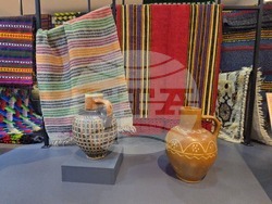 Ловеч - музей - нова зала - етнография