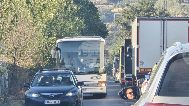 Заради ремонтни дейности ще бъде въведена временна организация на движението по автомагистрала „Струма“