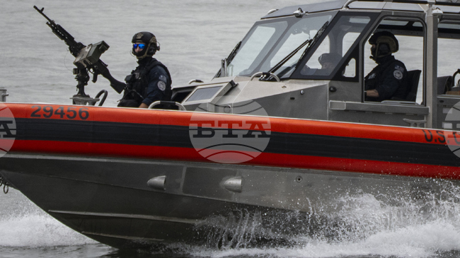 Бреговата охрана на САЩ преустанови търсенето на оцелели след удари по плавателни съдове, уличени в наркотрафик