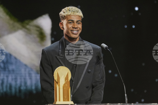 Ламин Ямал отново бе избран за номер 1 сред младите играчи