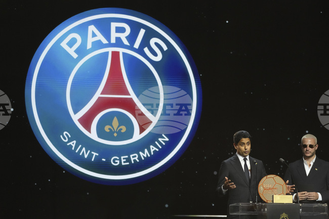 Усман Дембеле триумфира със "Златната топка" за 2025 година