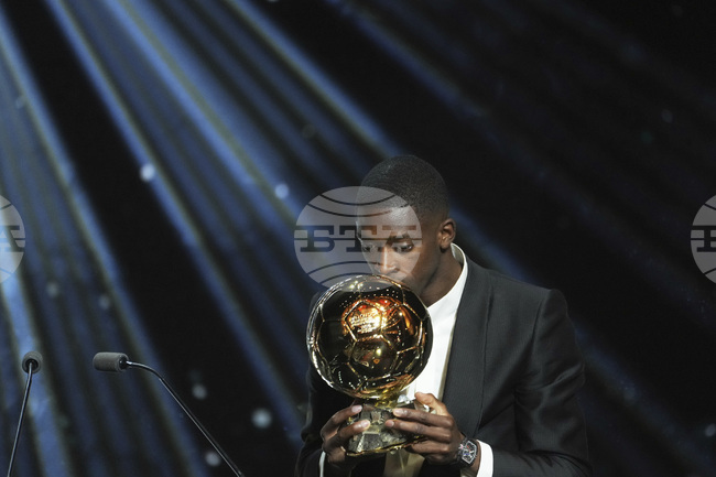 Усман Дембеле победи конкуренцията и вдигна "Златната топка" за 2025 година