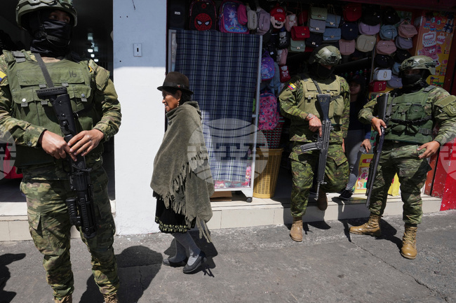 Единадесет военни бяха осъдени в Еквадор заради четири деца, чиито тела бяха открити