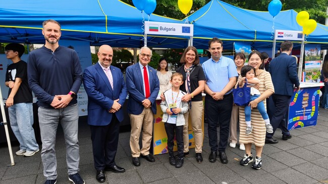 България бе представена със собствен щанд в Европейския ден на езиците в Сеул