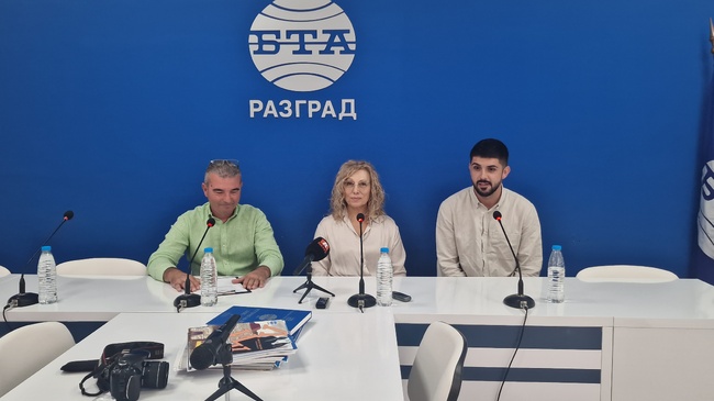 Представяне на програмата на юбилейния концерт „70 години Музикална школа „Илия Бърнев“ при НЧ "Развитие 1869"