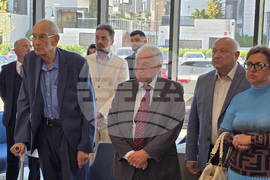 Нова болница - освещаване