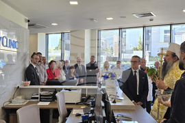 Нова болница - освещаване