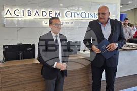 Нова болница - освещаване