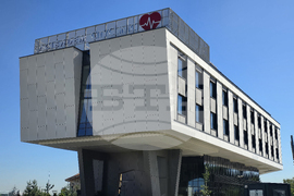 Нова болница - освещаване