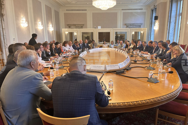 Общините поискаха да имат повече участие във вземането на решения за ВиК сектора в България