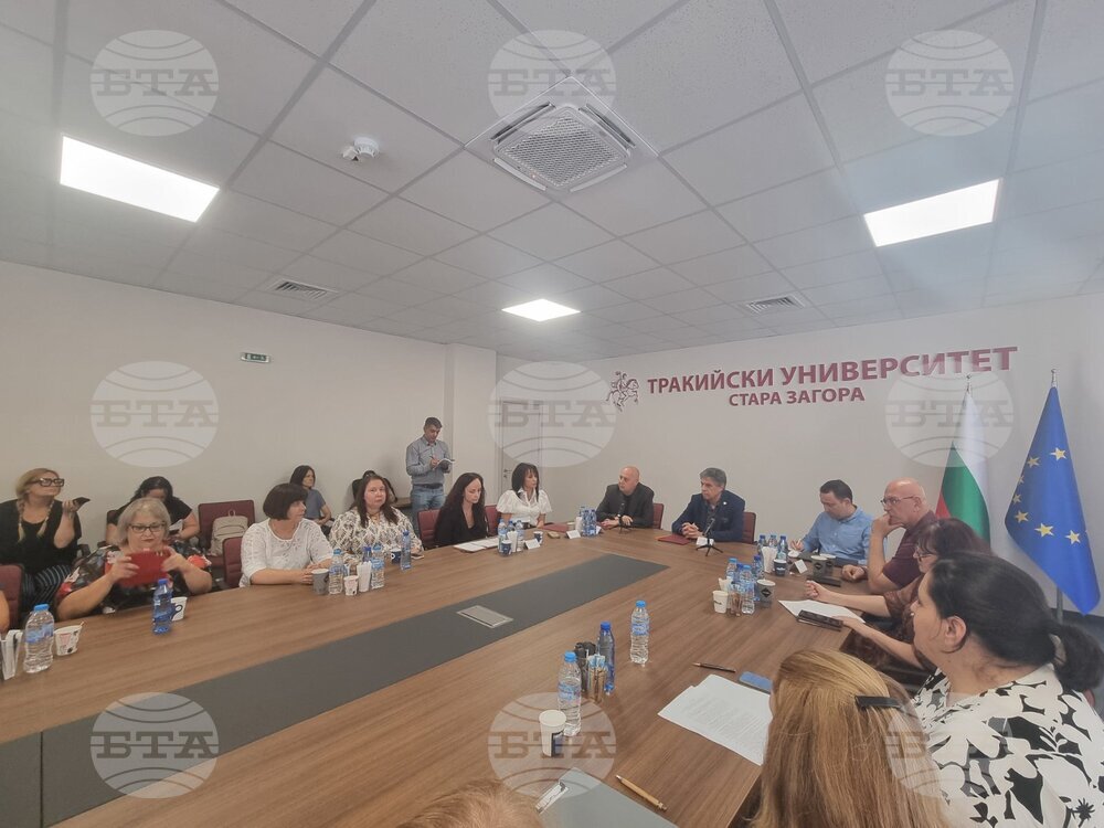 Приоритетът ни е образованието да обхване всички деца и ученици, каза началникът на РУО в Стара Загора Милена Йолдова