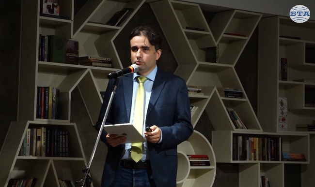 Предоставяне на целево финансиране за използване на изкуствен интелект предвижда нов законопроект на "Да, България"