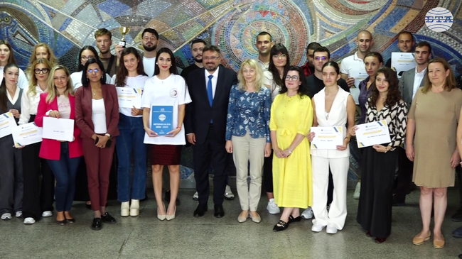 Отборът на Университета по хранителни технологии в Пловдив завоюва първо място на хакатон, организиран от БТА по темата за сближаване на ЕС