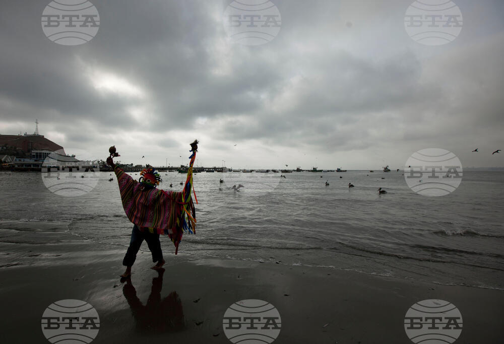 Ньошател върна исторически предмети на Южна Африка