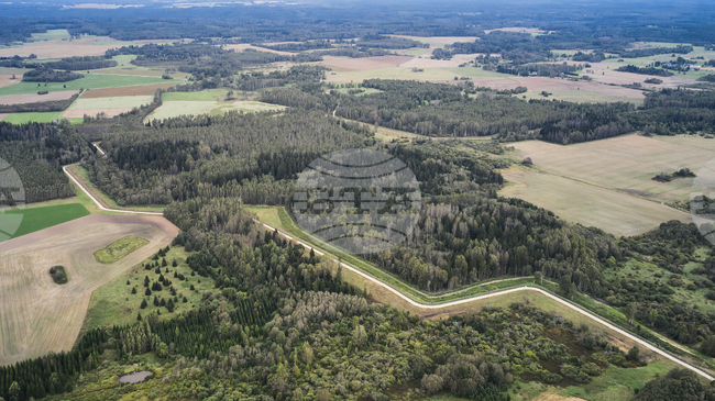 Естония започва да изгражда бункери и противотанкови ровове по границата си с Русия