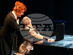 Варна - Международен черноморски театрален фестивал - премиерен спектакъл на ДТ „Стоян Бъчваров“ „Алма Малер“