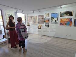 Ловеч - „Полетът на цветовете - млади гласове в изкуството“ - изложба