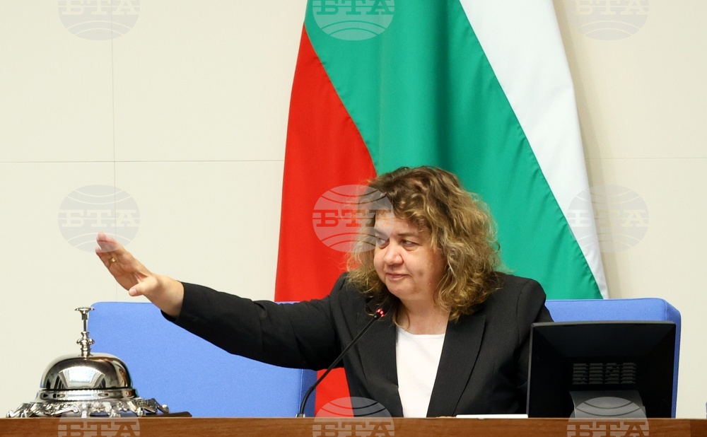 Председателят на парламента закри днешното пленарно заседание след две проверки на кворума в залата