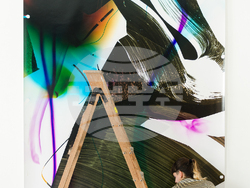 Марта Джурина открива изложбения сезон в Sarieva Gallery с проекта „Флуидна светлина“. Снимка: Sareiva Gallery