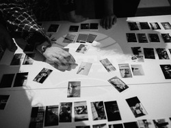 Фотографска академия BECA празнува пет години с изложбата „Караконджул“. Снимка: BECA