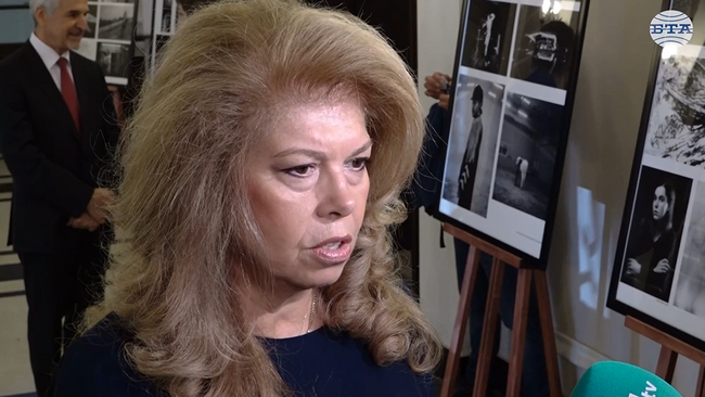 Откакто Делян Пеевски заговори за държавата с главно "Д", сякаш нараснаха противоречията вътре в управлението и конфликтите, каза Илияна Йотова