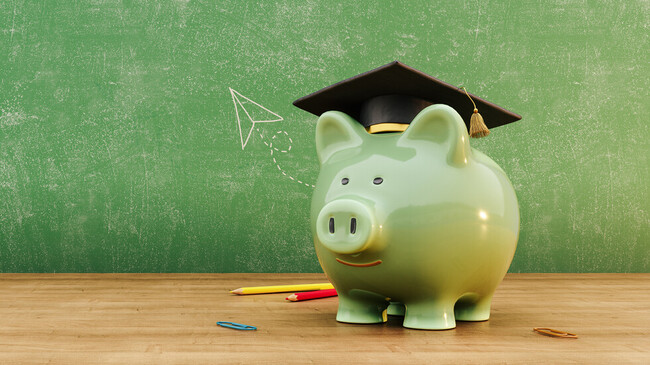 НПСС: По високи стипендии за студенти и докторанти