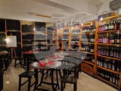 Свищов - Винарска изба „Габровски"