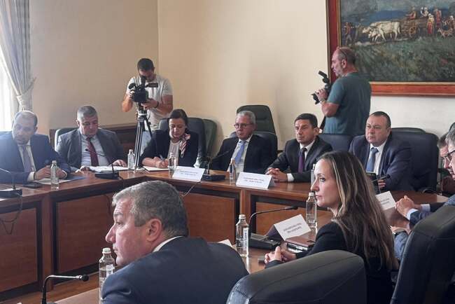 Ръководството на “ДПС-НОВО НАЧАЛО” на заседанието на Борда по водите: Да покажем на хората, че няма нищо да отлагаме и ще действаме максимално оперативно с цел разрешаване на техните проблеми, свързани с безводието