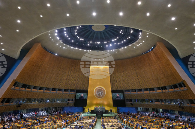 Зеленски пред ООН: Международното право за съжаление не работи без оръжия