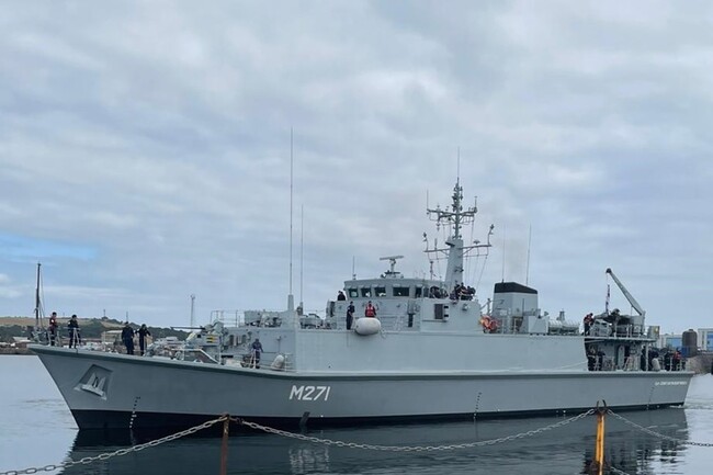 Аджерпрес: Миночистачът M 271 „Капитан Константин Думитреску" пое курс към Румъния