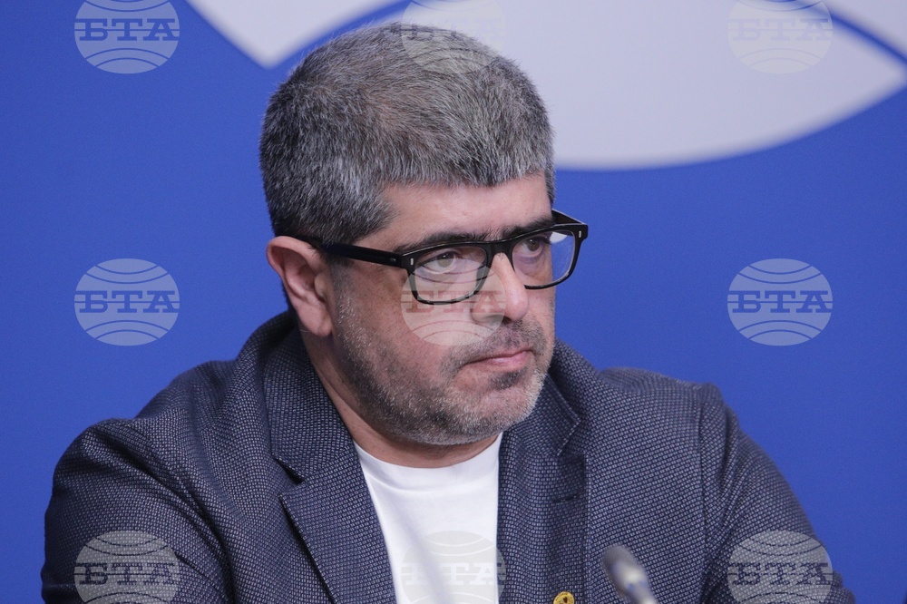 Национален пресклуб на БТА София - затлъстяване - пресконференция - Арман Постаджиян