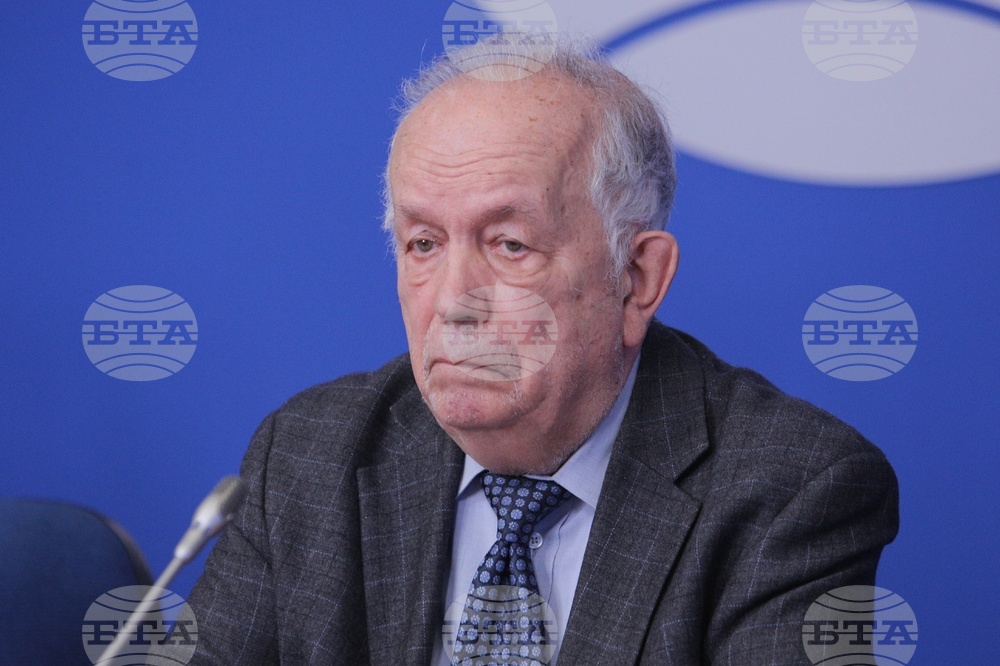 Национален пресклуб на БТА София - затлъстяване - пресконференция - Светослав Ханджиев
