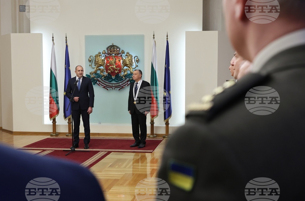 Румен Радев - Виталий Москаленко - орден „Мадарски конник“
