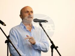 Бургас - Руси Чанев - филм - премиера