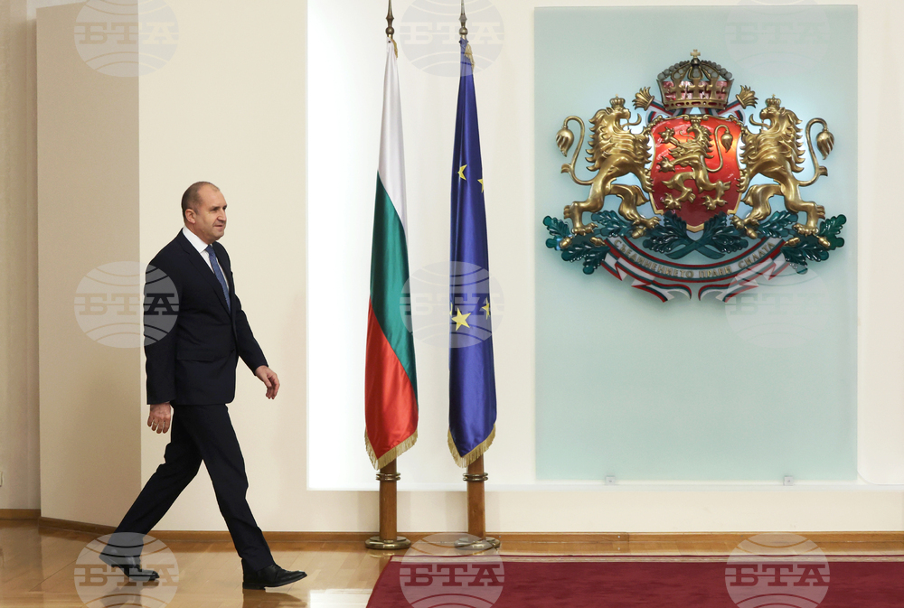 Румен Радев - Виталий Москаленко - орден „Мадарски конник“