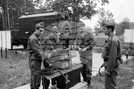 Ден на свързочните войски и органите за информационно осигуряване в Българската армия