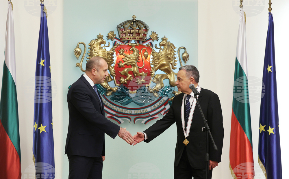 Румен Радев - Виталий Москаленко - орден „Мадарски конник“