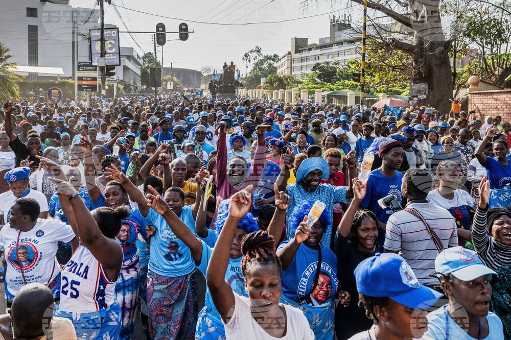 CORRECTION Malawi Election