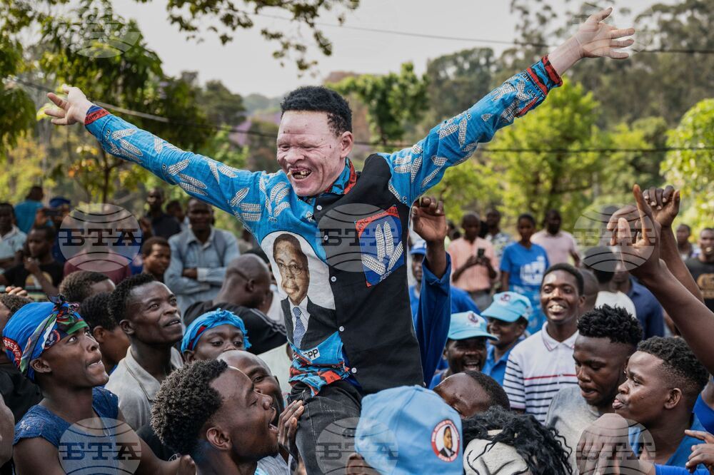 CORRECTION Malawi Election