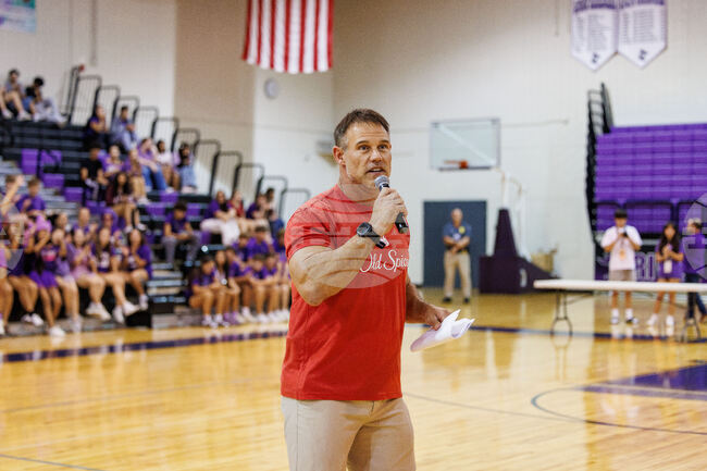 Old Spice and former NFL Legend Mike Alstott visit River Ridge High School in Tampa