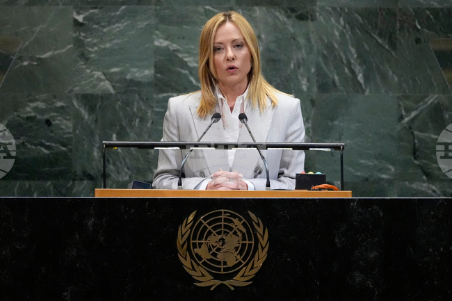 Мелони заяви, че е горда, че е сравнявана с Чарли Кърк