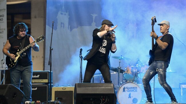 Община Ловеч: Black Rose – рок вълна от Благоевград на сцената на Twin Towns & Friends 2025