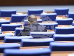 Народно събрание - липса на кворум